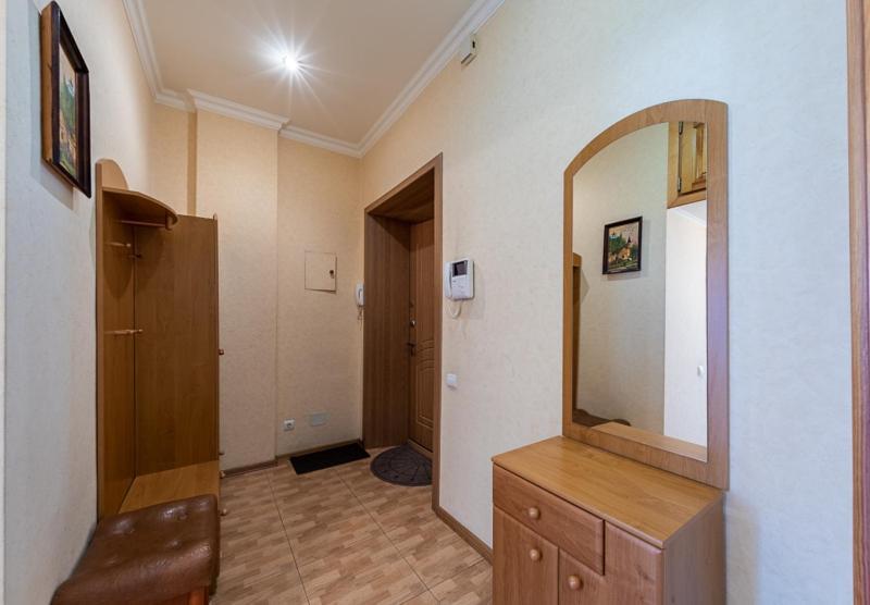 Apartment Near Lva Tolstoho Square キエフ エクステリア 写真